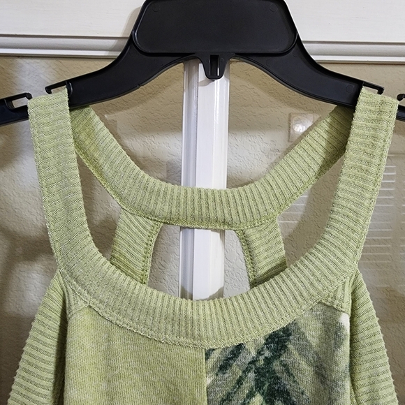 NWOT Cato XL Green Colorblock Cold Shoulder Sweater Top Cutout Neck - Picture 7 of 13